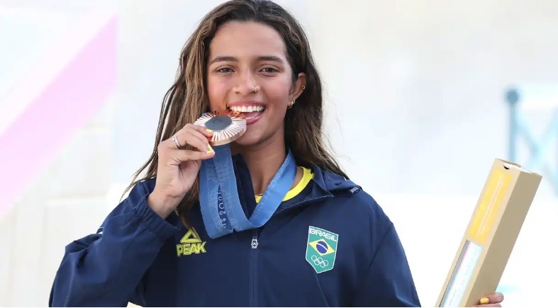 Saiba quanto Rayssa Leal recebeu por medalha de bronze