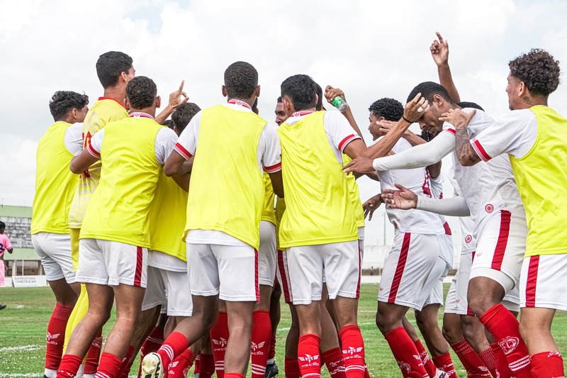 Curtinhas: contusões, Rafael Mariano, Léo Franco, Sub-20, Futebol feminino e mais