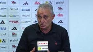 O Flamengo em crise, imprensa bate e bate, pobre Tite...