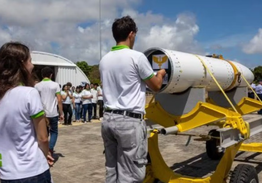 Foguete lançado do RN leva cartas de jovens estudantes ao espaço