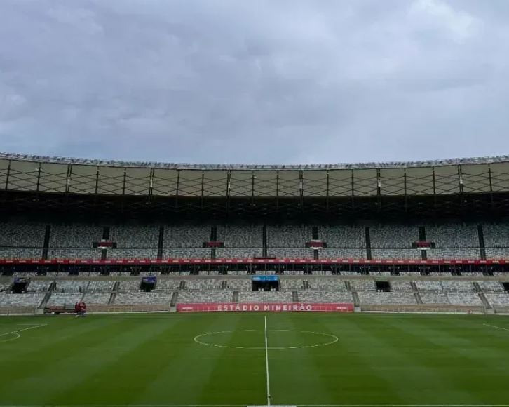 Dirigente do Botafogo detona CBF por decisão de “fechar Mineirão” em Cruzeiro x Palmeiras