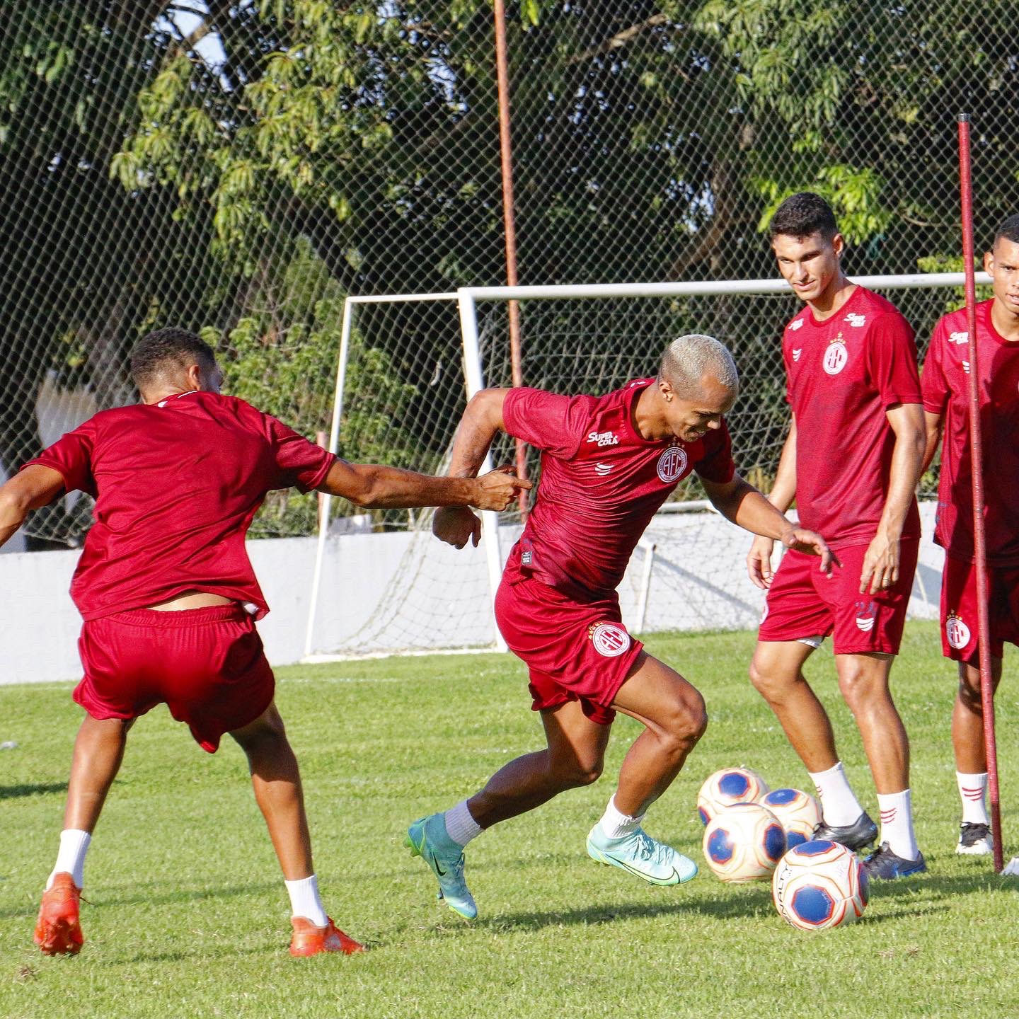 Curtinhas em dia de baixas confirmadas de ABC e América para a decisão