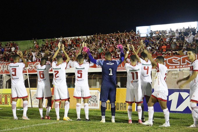 Curtinhas em dia festa no Palácios dos Esportes