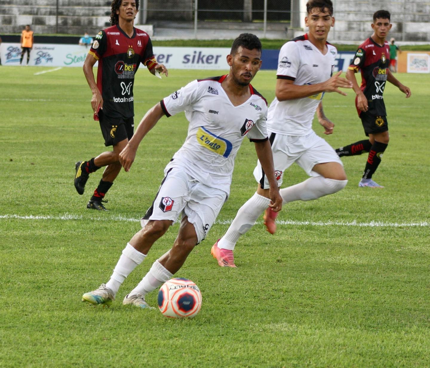 Curtinhas em dia de show do América e empate entre Globo e Santinha