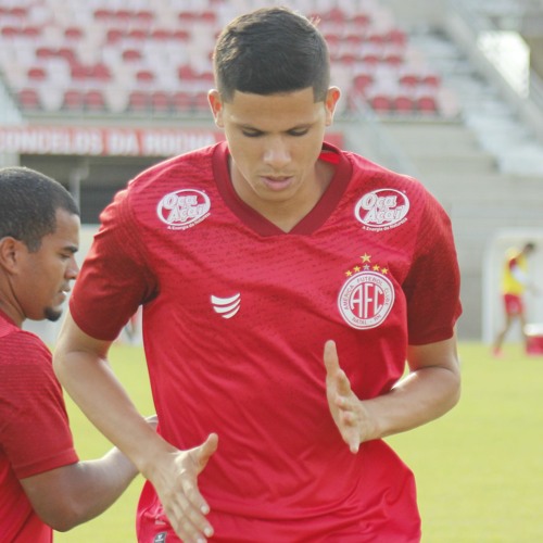 Curtinhas  com a volta de Erick Varão